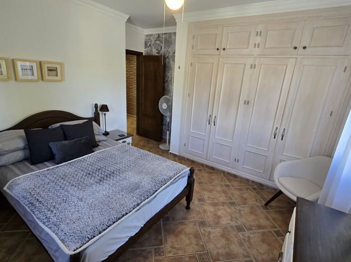 Image No.29-7 Bed Villa for sale