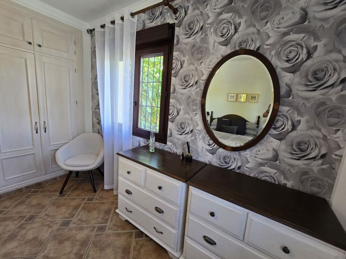 Image No.30-7 Bed Villa for sale