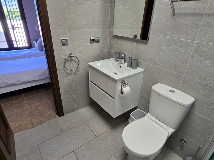 Image No.41-9 Bed Villa for sale