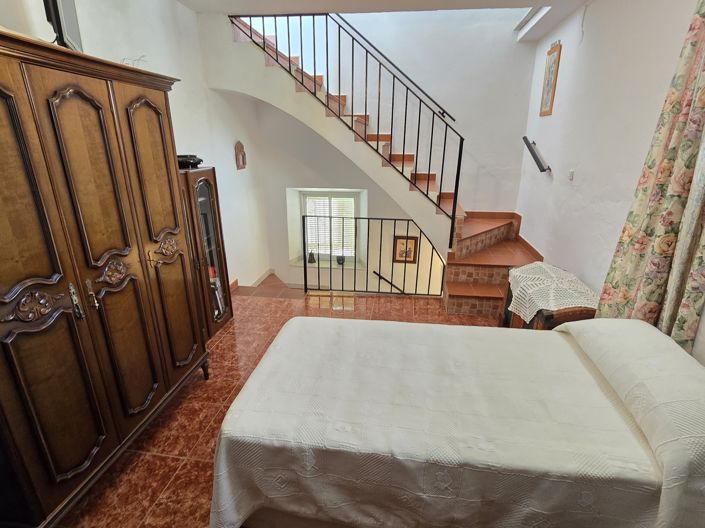 Image No.15-4 Bed Villa for sale