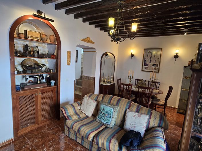 Image No.40-4 Bed Villa for sale