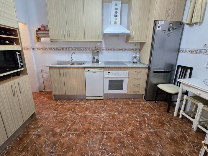 Image No.8-4 Bed Villa for sale