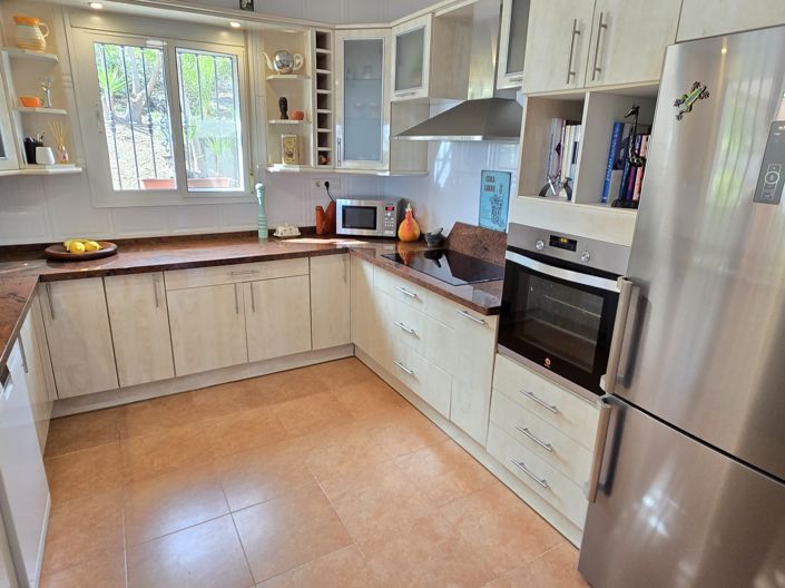 Image No.24-3 Bed Villa for sale