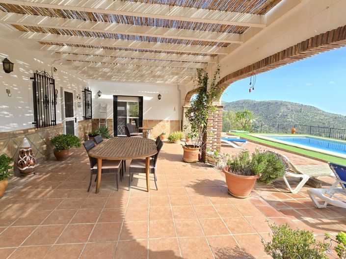 Image No.12-3 Bed Villa for sale