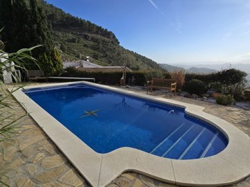 1347-villa-for-sale-in-alcaucin-46419-large