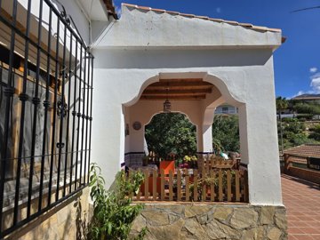 1352-village-house-for-sale-in-alcaucin-46702