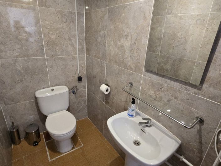 Image No.26-5 Bed Village House for sale