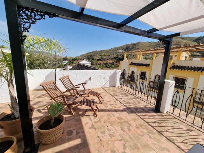 Image No.30-5 Bed Village House for sale