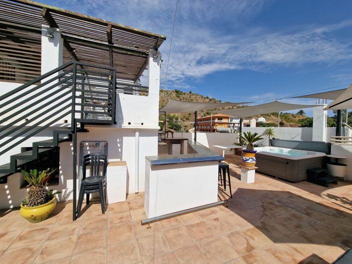Image No.7-5 Bed Village House for sale
