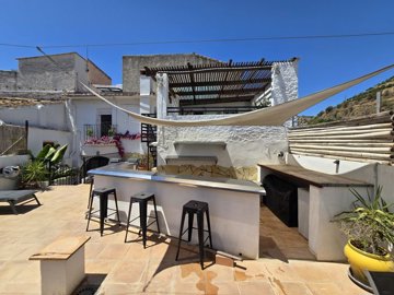 1353-village-house-for-sale-in-vinuela-53984-
