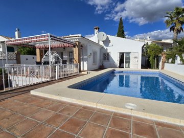 1354-villa-for-sale-in-vinuela-46869-large