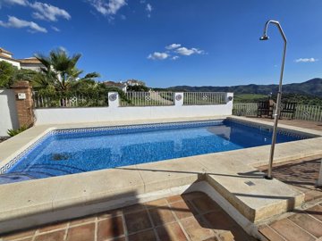 1354-villa-for-sale-in-vinuela-46876-large