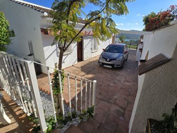 1354-villa-for-sale-in-vinuela-46879-large