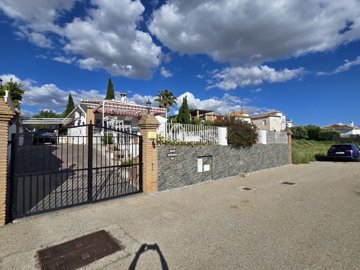 1354-villa-for-sale-in-vinuela-46881-large