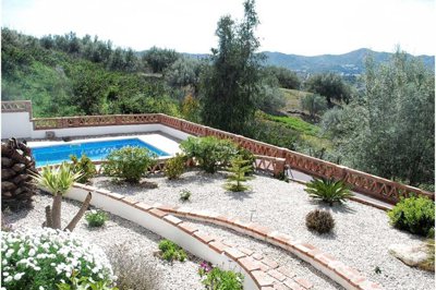 485-villafor-sale-in-vinuela-12-large