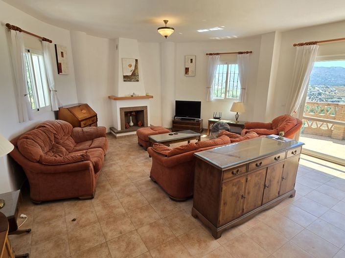 Image No.22-3 Bed Villa for sale