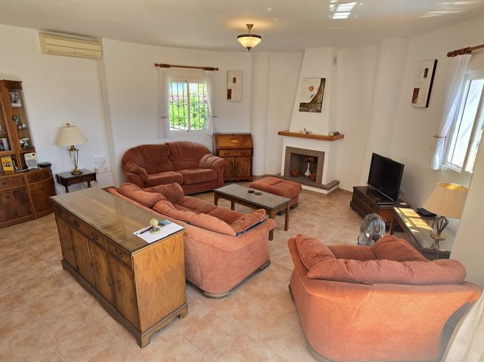 Image No.27-3 Bed Villa for sale