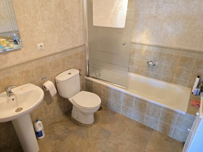 Image No.29-3 Bed Villa for sale