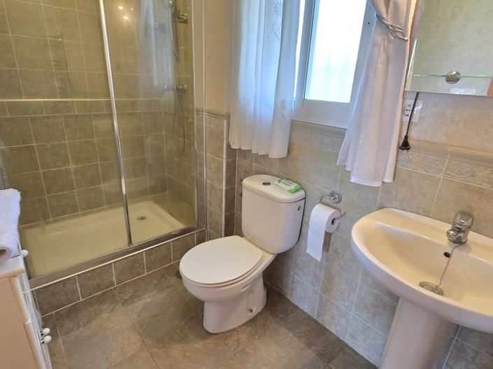 Image No.40-3 Bed Villa for sale