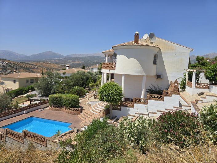 Image No.5-3 Bed Villa for sale