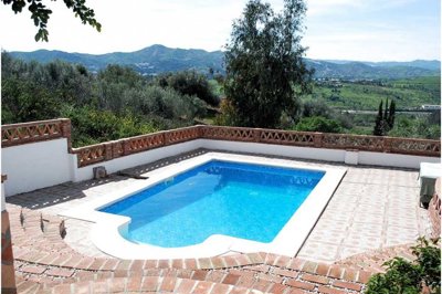 485-villafor-sale-in-vinuela-9-large