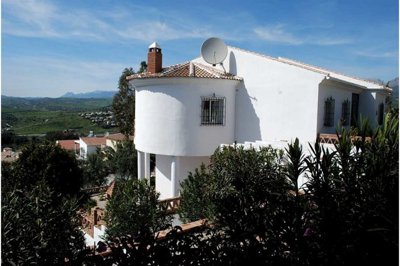 485-villafor-sale-in-vinuela-4-large