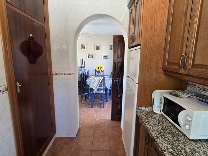 Image No.13-6 Bed Villa for sale