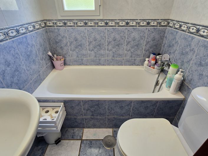 Image No.24-6 Bed Villa for sale