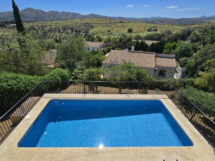 Image No.4-Villa de 6 chambres à vendre à Puente Don Manuel
