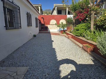 1359-villa-for-sale-in-puente-don-manuel-4709