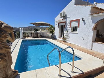 1363-villa-for-sale-in-vinuela-47205-large