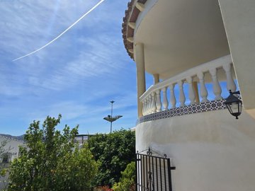 1364-villa-for-sale-in-alcaucin-47304-large