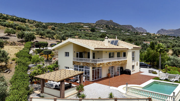 Image No.3-4 Bed Villa for sale