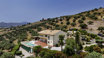 1366-villa-for-sale-in-alcaucin-47443-large