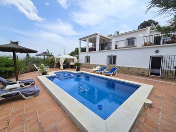 1365-villa-for-sale-in-vinuela-47355-large