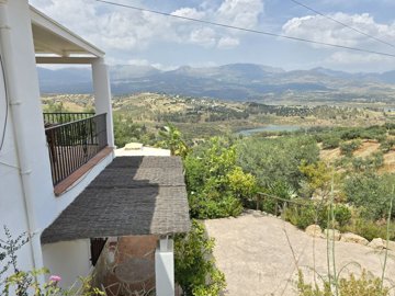 1365-villa-for-sale-in-vinuela-47338-large