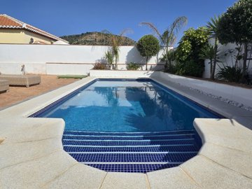 1155-villa-for-sale-in-alcaucin-47618-large
