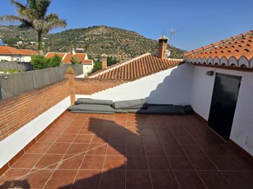 1155-villa-for-sale-in-alcaucin-47626-large