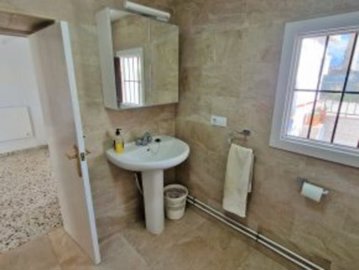 1361-village-house-for-sale-in-comares-47161-
