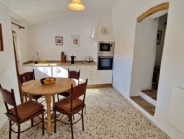 1361-village-house-for-sale-in-comares-47163-