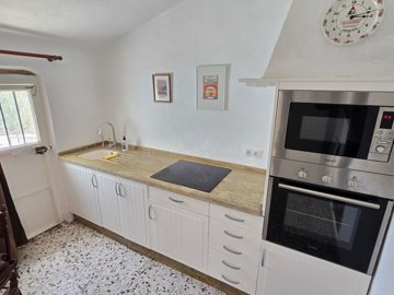 1361-village-house-for-sale-in-comares-48023-
