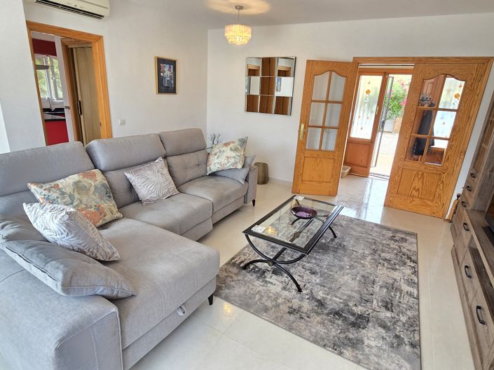 Image No.30-3 Bed Villa for sale