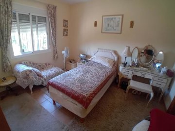 1369-villa-for-sale-in-venta-baja-47823-large