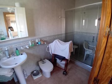 1369-villa-for-sale-in-venta-baja-47824-large