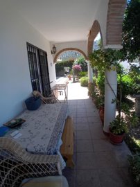 1369-villa-for-sale-in-venta-baja-47818-large