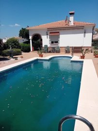 1369-villa-for-sale-in-venta-baja-47812-large