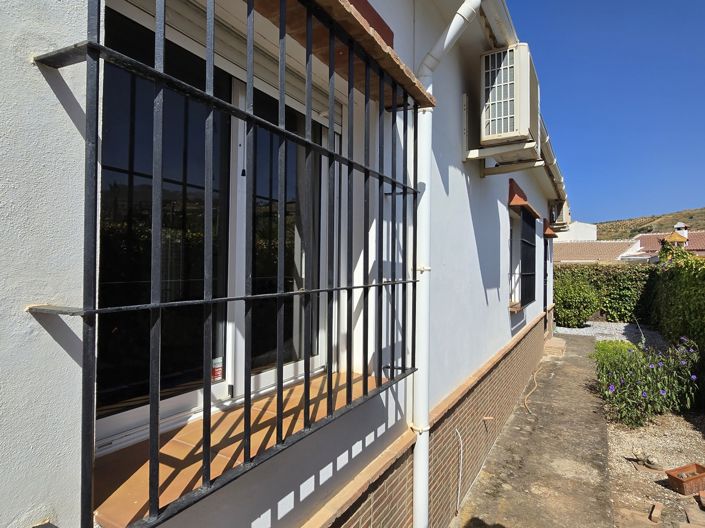 Image No.35-3 Bed Villa for sale