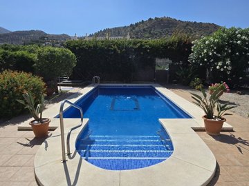 1369-villa-for-sale-in-venta-baja-47858-large