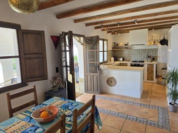 1370-villa-for-sale-in-periana-47960-large