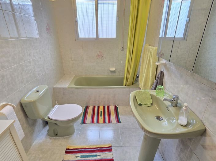 Image No.35-4 Bed Villa for sale